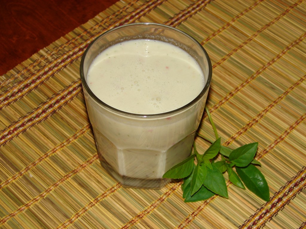 Abolu_citronbazilika_lasi